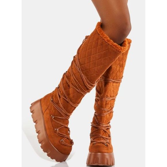 WALK  ON THE MOON PLATFORM BOOTS ( BRAND NEW ! ) - Picture 2 of 6